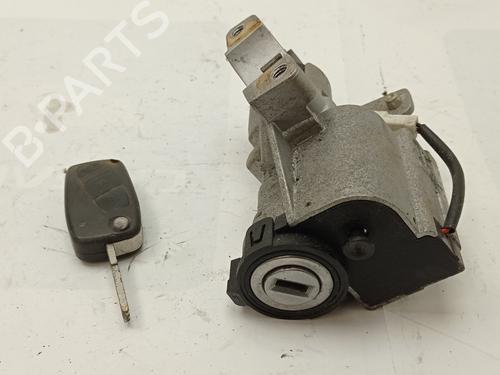 Used Ignition barrel LANCIA THESIS (841_) 2.4 D Multijet (841.AXN111, 841.AXH110) (185 hp) 30134316