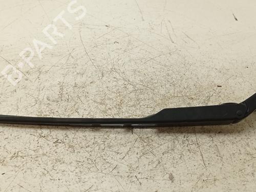 Used Front windshield wiper arm AUDI A6 C6 (4F2) 2.4 (177 hp) 8072013