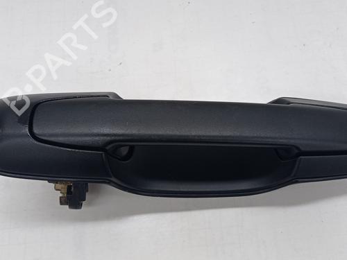 Used Front left exterior door handle SUZUKI GRAND VITARA I (FT, HT) 2.0 HDI 110 16V 4x4 (SQ420D, TD83V, JA420WD) (109 hp) 29334141