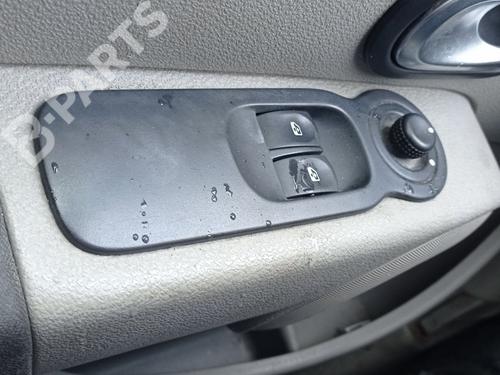 Used Left front window switch Left front window switch RENAULT MODUS / GRAND MODUS (F/JP0_) 1.5 dCi (FP0D, JP0D) (82 hp) 9132906 9132906