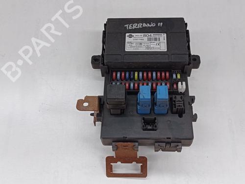 Used Fuse box NISSAN TERRANO II (R20) 2.7 TDi 4WD (125 hp) 25824063