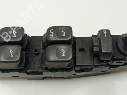 Used Left front window switch VOLVO V40 Estate (645) [1995-2004]  30134351