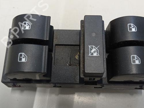 Used Left front window switch LANCIA DELTA III (844_) 2.0 D Multijet (844.AXD1A, 844.AXM1A) (165 hp) 27347830