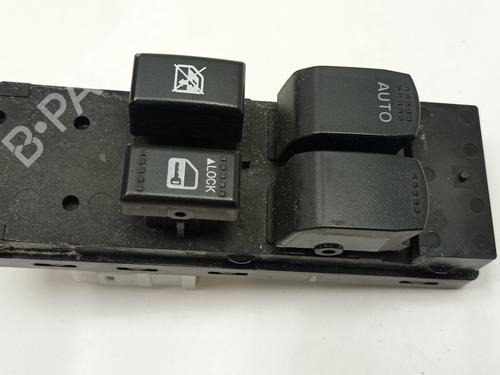 Used Left front window switch SUZUKI SPLASH (EX) 1.3 CDTI (A5B413D) (75 hp) 27731257