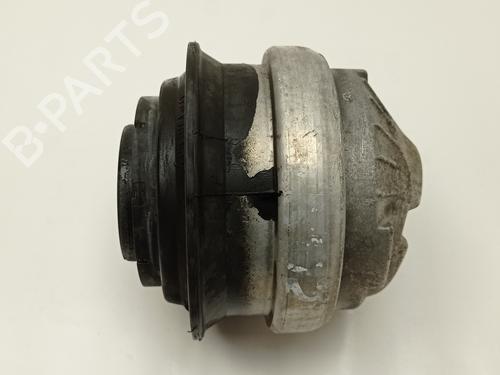 Used Engine mount MERCEDES-BENZ E-CLASS (W211) E 320 CDI (211.022) (224 hp) 24849640