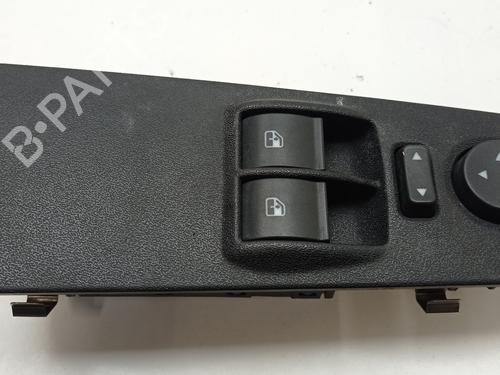 Left front window switch FIAT GRANDE PUNTO (199_) 1.3 D Multijet | BP32046533I27 