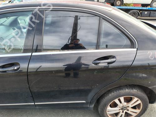Used Left rear door MERCEDES-BENZ C-CLASS (W204) [2007-2015]  24802592