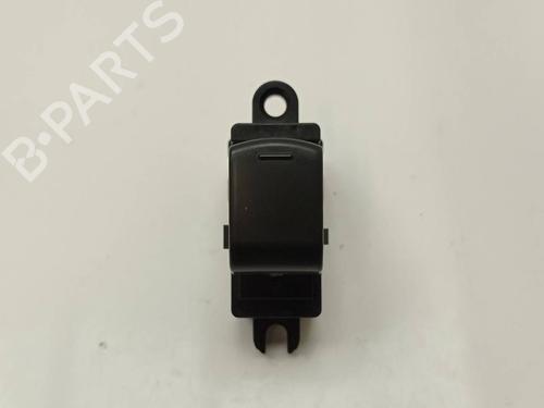 Venstre bagtil elrude kontakt Venstre bagtil elrude kontakt NISSAN QASHQAI I (J10, NJ10) [2006-2015] 37584906 37584906