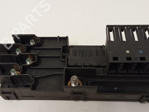 Used Fuse box MERCEDES-BENZ E-CLASS (W211) E 320 CDI (211.026) (204 hp) 7476621