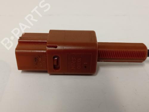 Used Switch NISSAN QASHQAI II (J11, J11_) 1.6 dCi ALL MODE 4x4-i (130 hp) 30792387