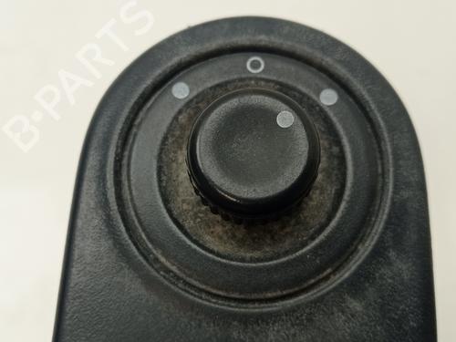 Left front window switch NISSAN PRIMASTAR Van (X83) 2.0 dCi 115 | BP30097542I27 