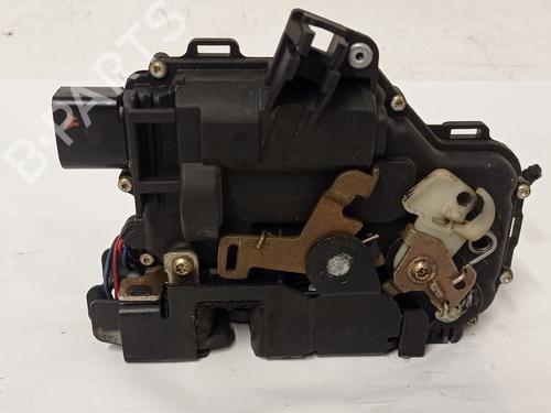 Used Front right lock VW BORA I (1J2) 1.9 TDI (90 hp) 8385315