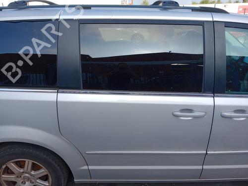 Høyre side skyvedør Høyre side skyvedør CHRYSLER GRAND VOYAGER V (RT) [2007-2026] 37488337 37488337