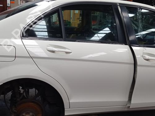 Dør højre bagtil MERCEDES-BENZ C-CLASS (W204) C 200 CDI (204.001) (136 hp) 31316750