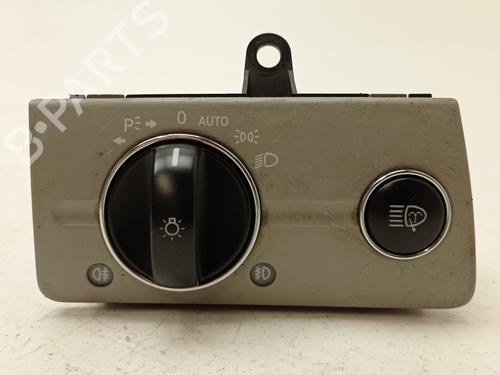 Used Headlight switch MERCEDES-BENZ E-CLASS (W211) E 270 CDI (211.016) (163 hp) 7564803