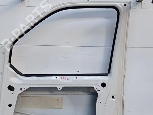 Right front door VW TRANSPORTER T5 Van (7HA, 7HH, 7EA, 7EH) 2.5 TDI | BP31191290C3