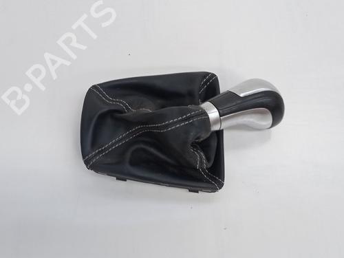 Used Shift knob MERCEDES-BENZ B-CLASS Sports Tourer (W246, W242) [2011-2018]  27882659