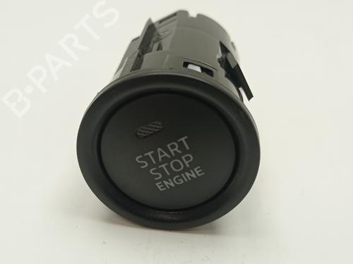 Used Switch MAZDA 2 Hatchback (DL, DJ) [2014-2025]  29326497