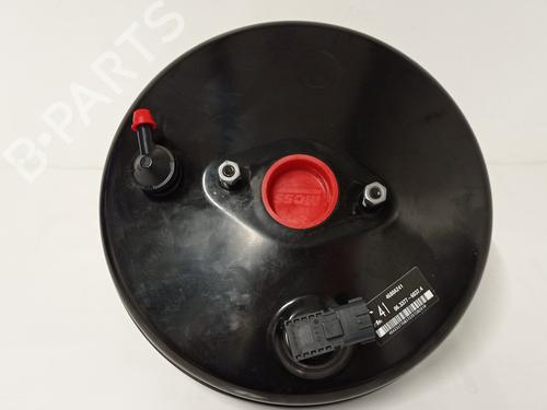 Used Servo brake MITSUBISHI OUTLANDER III (GG_W, GF_W, ZJ, ZL, ZK) 2.0 4WD (GF7W) (150 hp) 10749614