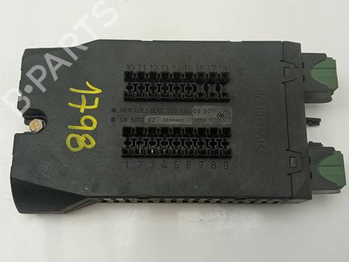 Used Fuse box Fuse box 37595469 37595469