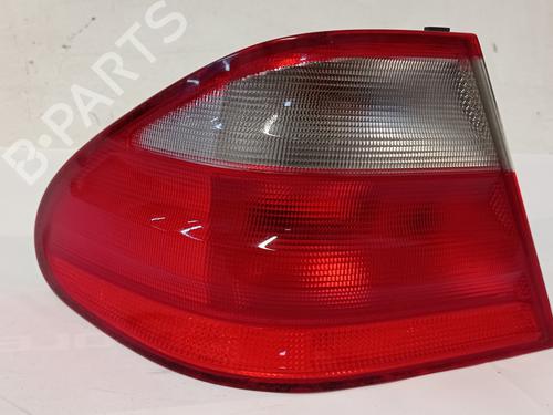 Used Left taillight MERCEDES-BENZ CLK (C208) CLK 320 (208.365) (218 hp) 8668519