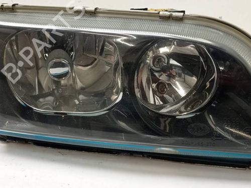 Used Right headlight Right headlight VOLVO S40 I (644) 1.6 (109 hp) 39752739 39752739