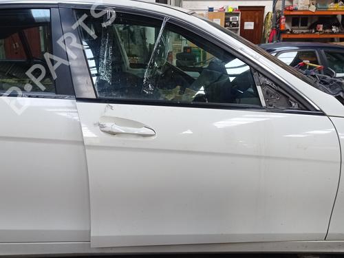 Used Right front door MERCEDES-BENZ C-CLASS (W204) C 200 CDI (204.001) (136 hp) 31316749