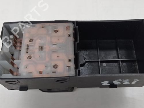 Left front window switch NISSAN MICRA III (K12) 1.2 16V | BP31014902I27