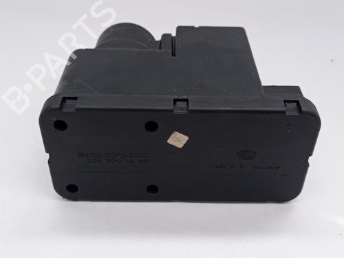 Used Central lock pump MERCEDES-BENZ C-CLASS (W202) C 220 D (202.121) (95 hp) 20210281