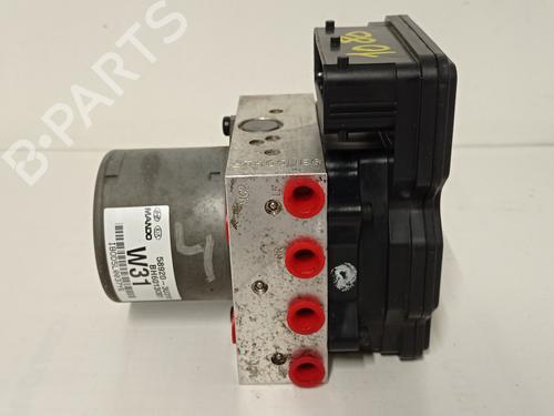 Used ABS pump KIA SPORTAGE III (SL) 1.7 CRDi (116 hp) 10809400