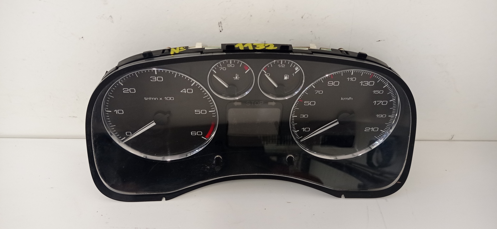 Instrument cluster PEUGEOT 307 (3A/C) 1.6 HDi 9807747 | B-Parts