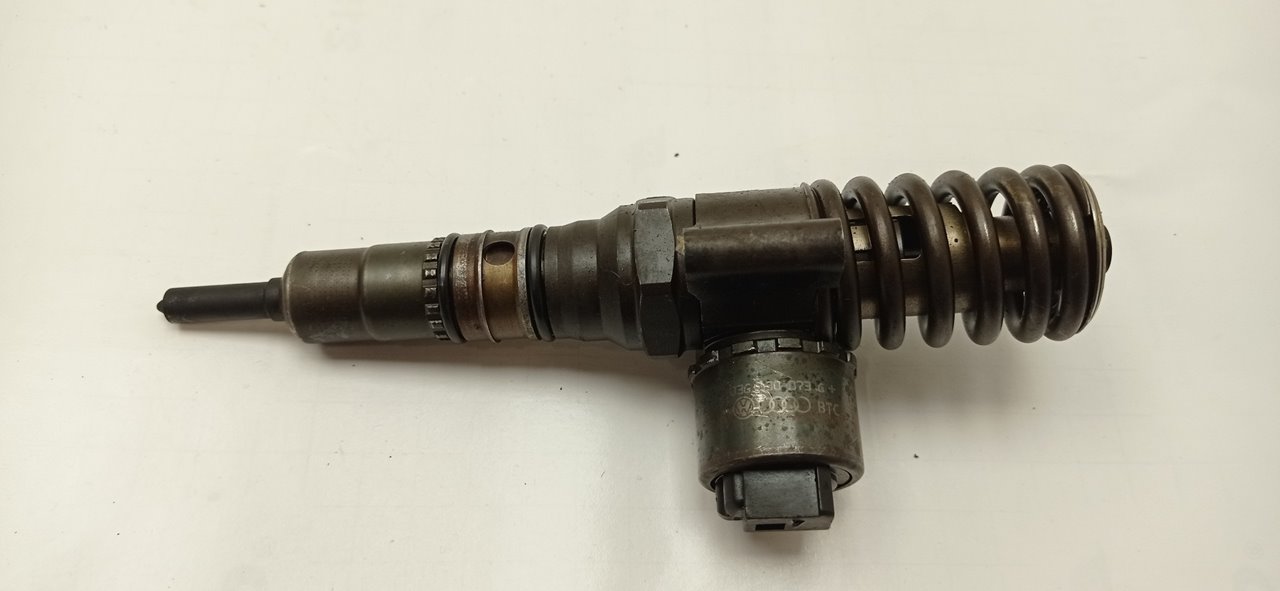 Injector AUDI A3 (8P1) 11722691 BParts