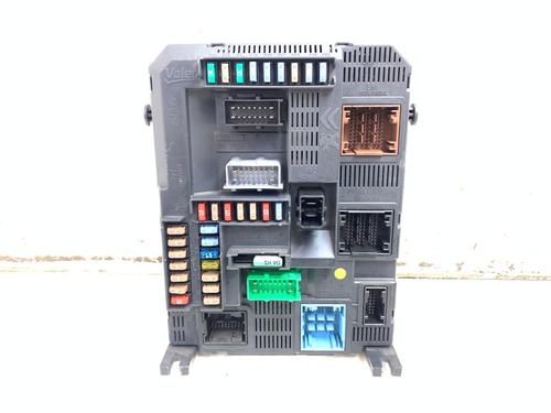 Used Fuse box Fuse box 38434642 38434642