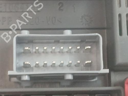 Fuse box PEUGEOT 2008 I (CU_) 1.2 VTi | BP39610453E1 - Image 4