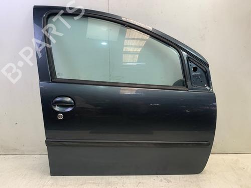 Used Right front door Right front door 37611631 37611631