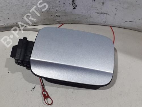 fuel-flap-audi-q3-8ub-8ug-2011-2012-2013-2014-2015-2016-2017-2018-2019-2020-36918004 main image