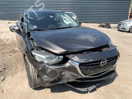 Used Right front steering knuckle Right front steering knuckle MAZDA 2 Hatchback (DL, DJ) 1.5 SKYACTIV-G (90 hp) 40127052 40127052