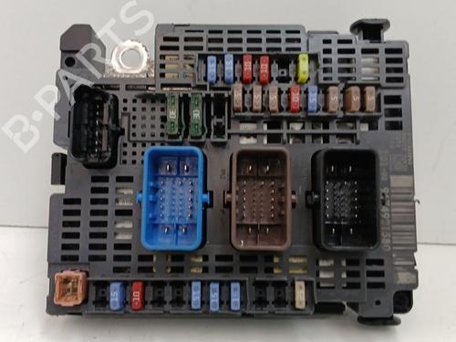 Used Fuse box Fuse box 36932961 36932961
