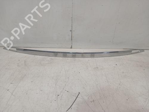 Used Tailgate trim Tailgate trim 39548809 39548809