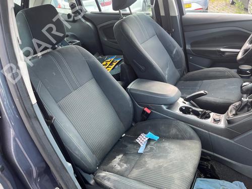 Used Front right seatbelt Front right seatbelt 37089165 37089165