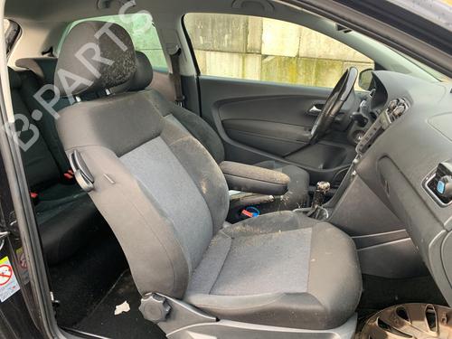 Sikkerhedssele foran højre Sikkerhedssele foran højre VW POLO V (6R1, 6C1) 1.2 TSI (105 hp) 36933462 36933462