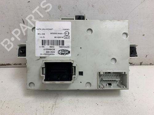 Used Fuse box Fuse box 36929627 36929627
