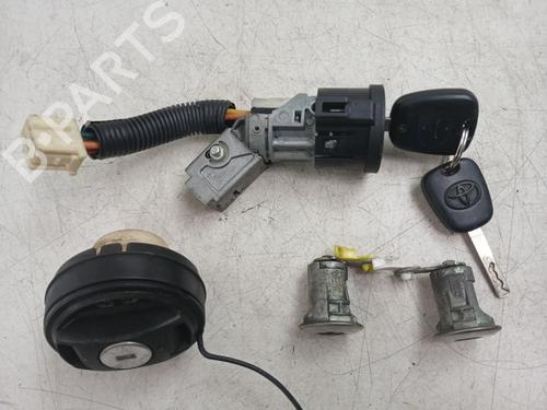Used Ignition barrel Ignition barrel TOYOTA AYGO (_B1_) 1.0 (KGB10_, KGB10R) (68 hp) 40254509 40254509