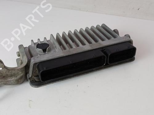 engine-control-unit-ecu-toyota-auris-estate-_e18_-2013-2014-2015-2016-2017-2018-36925220 main image
