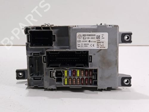 Fuse box OPEL COMBO Box Body/MPV (X12) 1.3 CDTI (B05) | BP36922078E1 - Image 2
