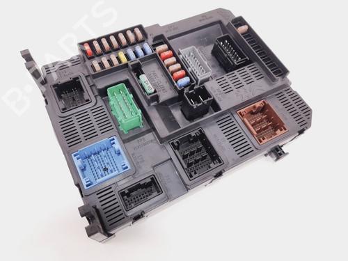 Used Fuse box Fuse box 36919859 36919859