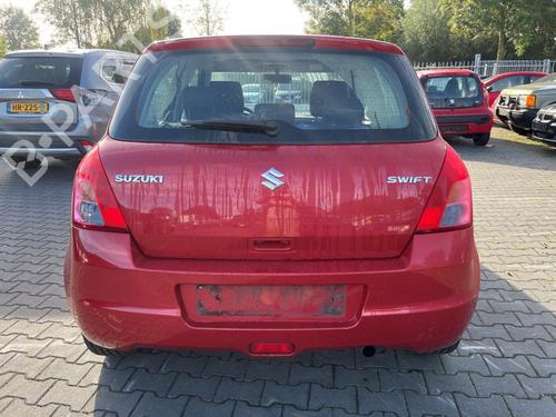 Used Fuel flap Fuel flap SUZUKI SWIFT III (MZ, EZ) 1.3 (RS413, ZC11S) (92 hp) 40126973 40126973