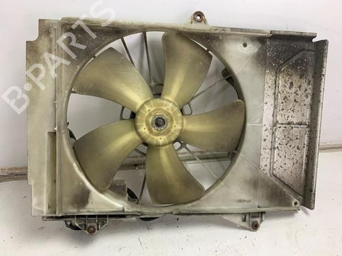 Køleventilator elektrisk Køleventilator elektrisk TOYOTA YARIS (_P1_) 1.0 (SCP10_, SCP10R) (65 hp) 36926861 36926861