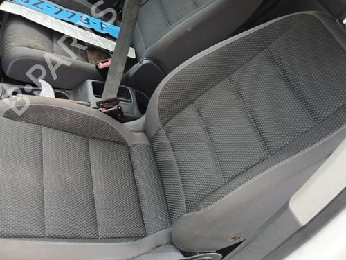 seats-set-vw-touran-1t3-2010-2011-2012-2013-2014-2015-2016-38530222 main image