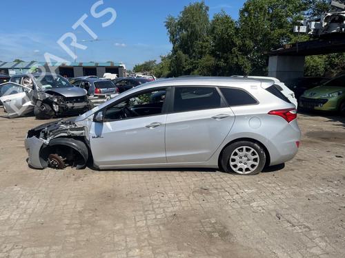 fuel-flap-hyundai-i30-estate-gd-2012-36933107 main image